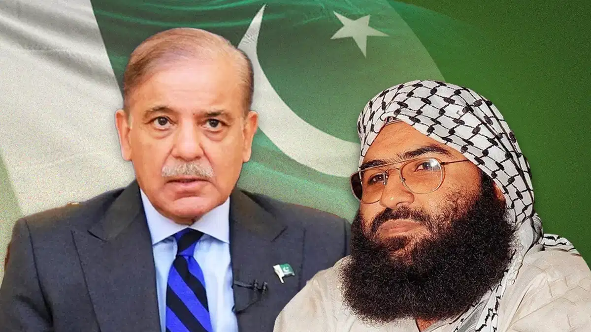 पाकिस्तान देगा Terrorist मसूद अजहर को 14 Crore का मुआवजा