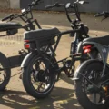 भारत में मिलने वाले टॉप इलेक्ट्रिक स्कूटर्स और बाइक्स: कीमत, स्पेसिफिकेशन और परफॉरमेंस की पूरी जानकारी