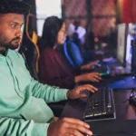 क्षेत्रीय भाषाओं में eSports कमेंट्री: तेलुगू और मराठी क्रिएटर्स की मोनेटाइजेशन स्ट्रैटेजी