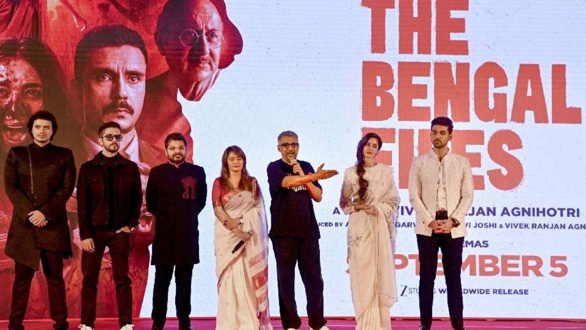 Trailer Launch पर बवाल: विवेक अग्निहोत्री बोले- "कोलकाता पुलिस ने 'The Bengal Files' रोक दी, ममता बनर्जी के इशारे पर हुआ सब