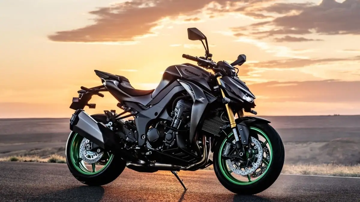 नया धमाका! Kawasaki ने पेश की नई Z1100, मिलेगी दमदार इंजन पावर – भारत में लॉन्च होगी या नहीं?
