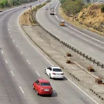 pune-mumbai-expressway-traffic-jam-lonavala-new-year-celebration