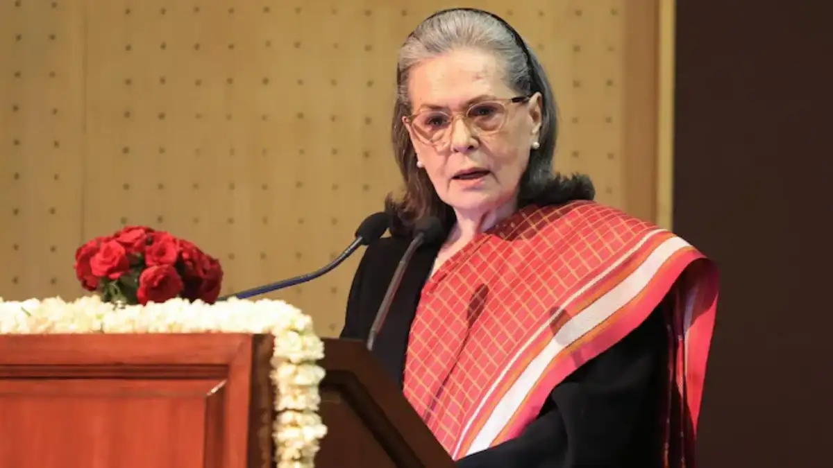 sonia-gandhi-attacks-modi-govt-over-mgnrega-changes