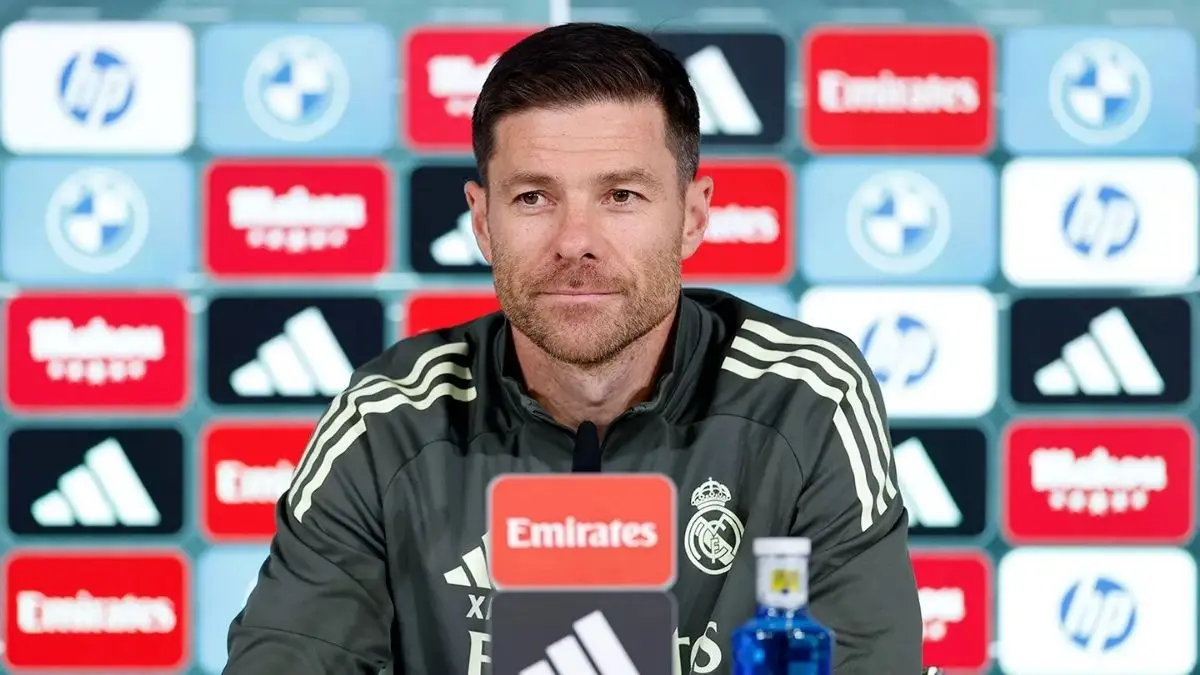 शॉकिंग: मैनचेस्टर सिटी से हार के बाद — क्या Xabi Alonso को अब रखा जाएगा?