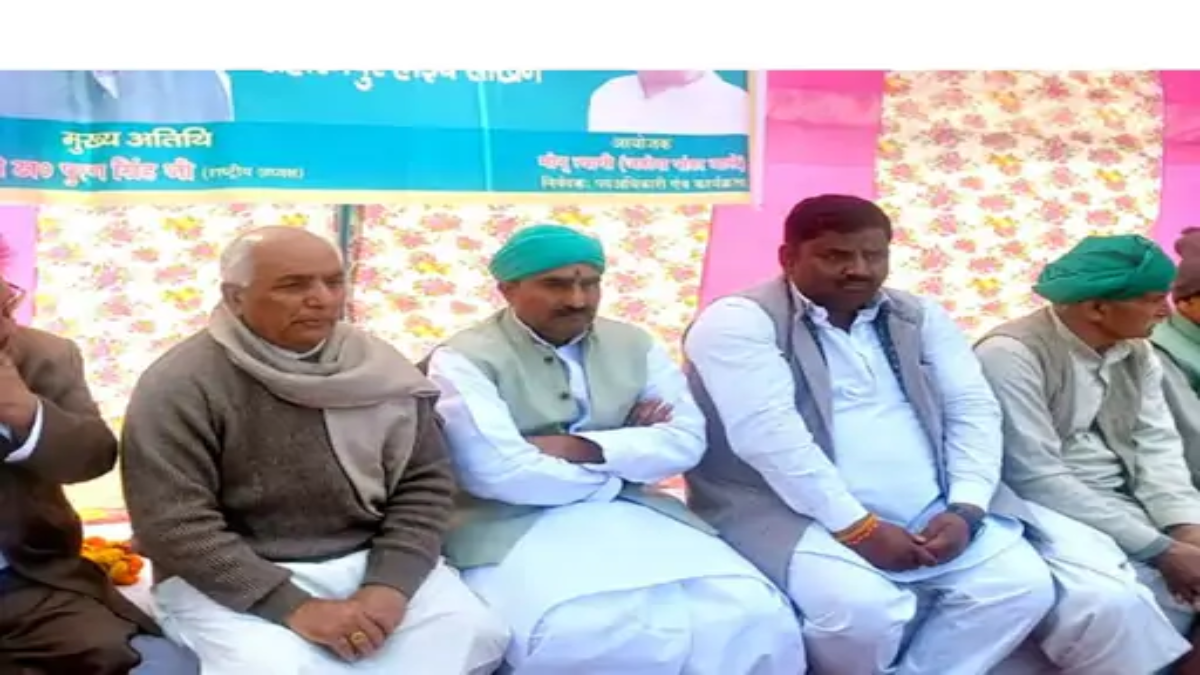 किसानों के नाम पर 'छलावा'! ठाकुर पूरण सिंह ने सरकार को घेरा, बोले- बांग्लादेश के हिंदुओं के लिए उठाएं सख्त कदम thakur-puran-singh-farmers-protest-sugarcane-price-bangladesh-issue