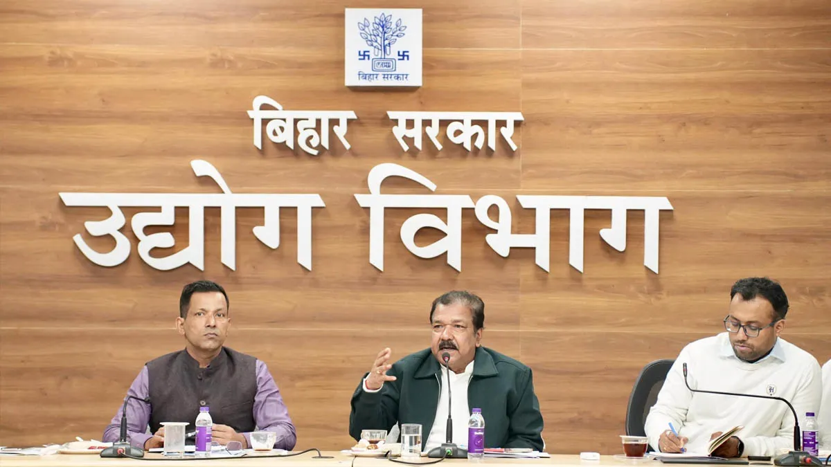 बिहार के युवाओं की चमकेगी किस्मत! नीतीश सरकार का 'मास्टर प्लान' तैयार, अब घर बैठे शुरू करें अपना स्टार्टअप bihar-startup-policy-new-incubation-centers-update-2026