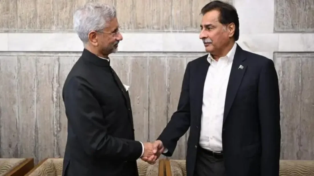 jaishankar-pakistan-speaker-handshake-dhaka-visit-updates