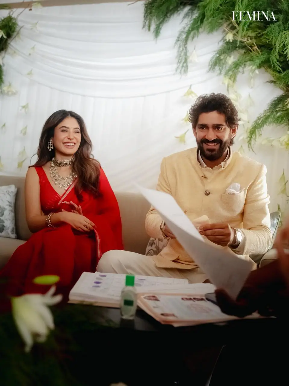 गौरव के मुंबई स्थित घर पर ही परिवार और कुछ खास दोस्तों की मौजूदगी में अपनी शादी को रजिस्टर किया