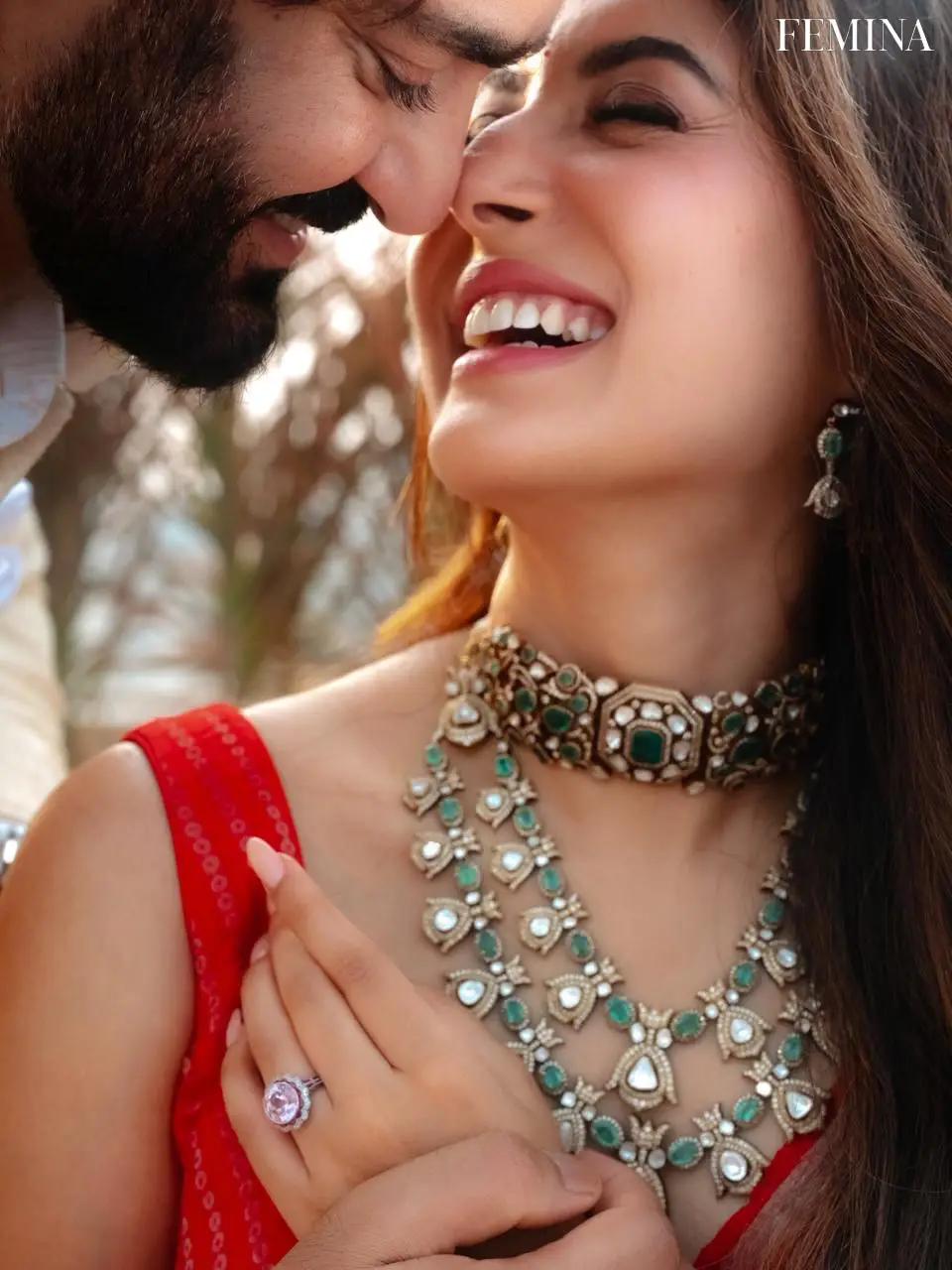 मशहूर अभिनेत्री कृतिका कामरा और जाने-माने क्रिकेट कमेंटेटर गौरव कपूर अब आधिकारिक तौर पर पति-पत्नी बन चुके हैं